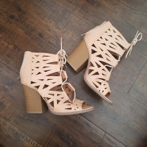 Qupid Block Heel Sandals Size 8